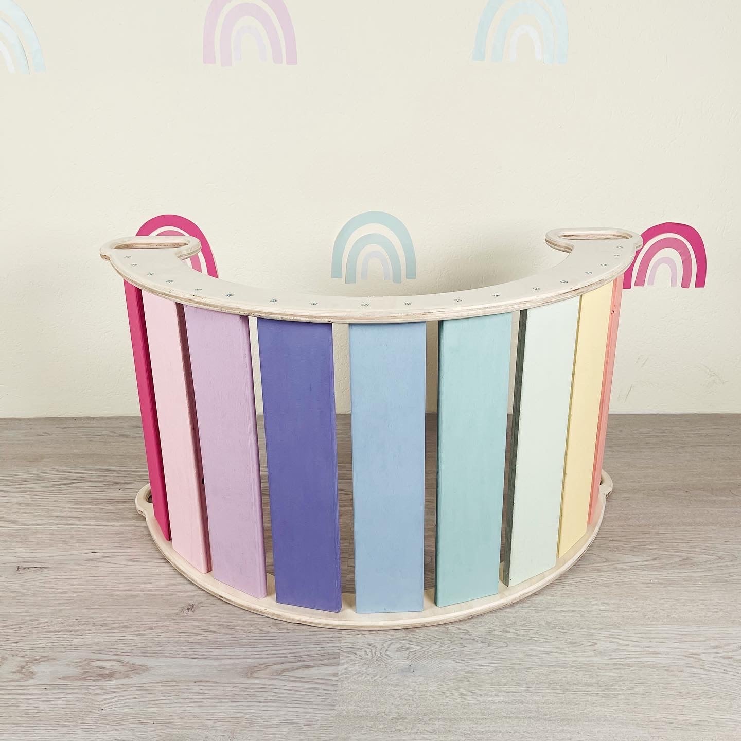 TROTTORAINBOW ROCKER